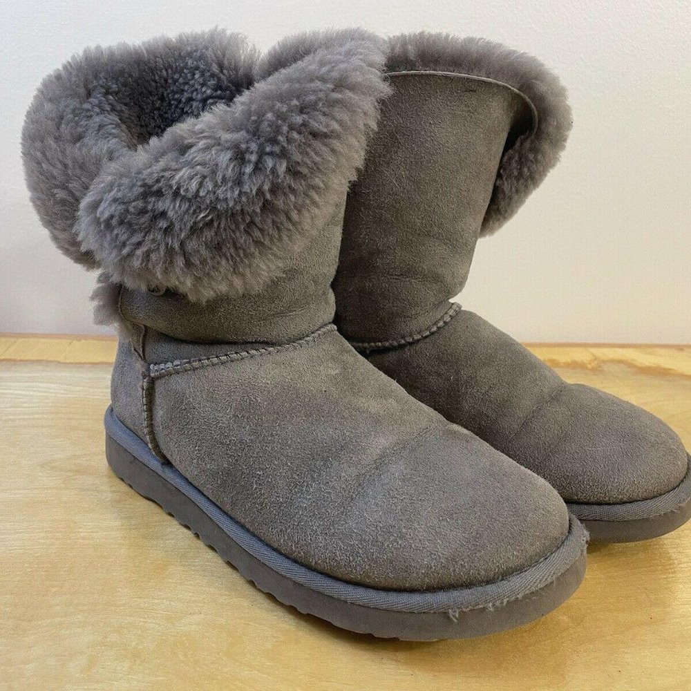 Ugg Womens Boot 7W Australia Bailey Button